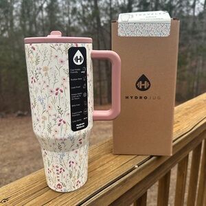 Hydrojug Wildflower 40 Oz Traveler